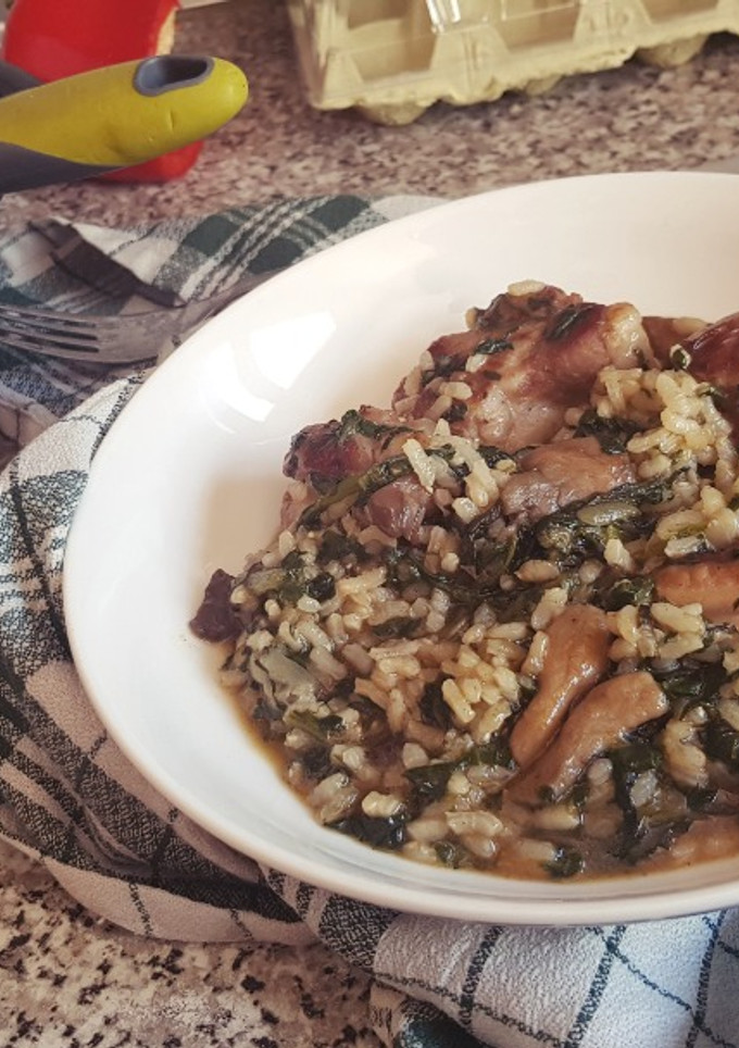 Una foto de Arroz con Costillón, Acelgas y Setas
