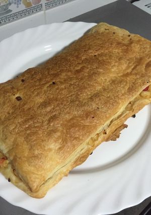 Una foto de Empanada de hojaldre y bacalao fresco 