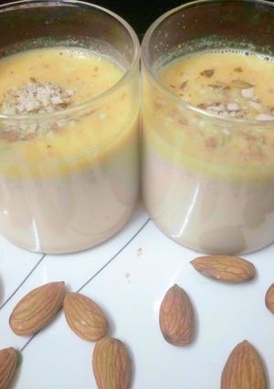बेसन शीरा (Besan sheera recipe in Hindi) रेसिपी मुख्य फोटो