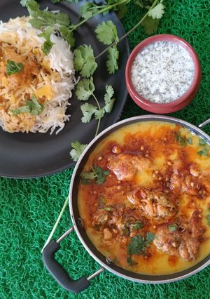 પંજાબી પકોડા કઢી (Punjabi Pakoda Kadhi Recipe In Gujarati) રેસીપી મુખ્ય ફોટો
