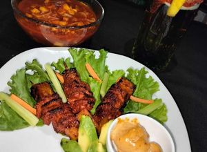 Una foto de Mini trompos al pastor chef Nayeli Toledo (chef Koiz)