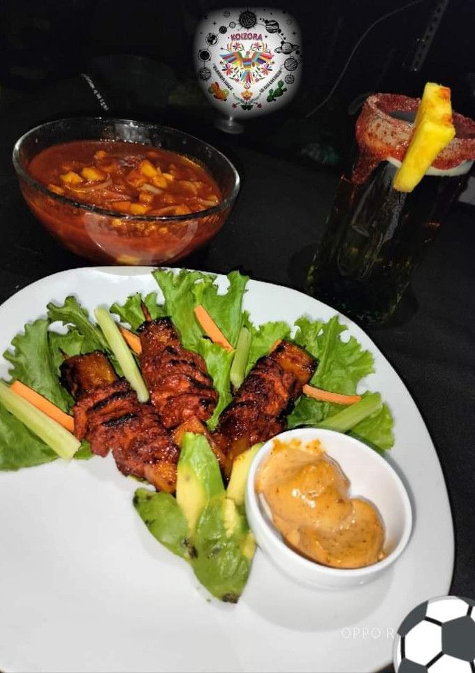 Una foto de Mini trompos al pastor chef Nayeli Toledo (chef Koiz)
