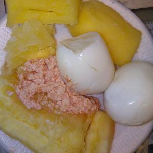 Yucas con huevo