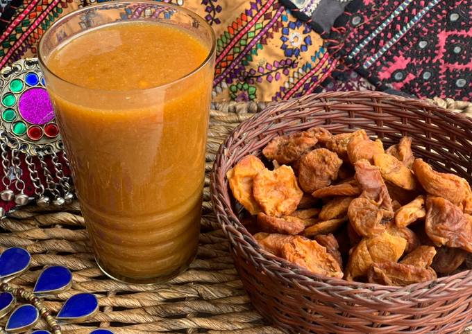 Charmerende erhvervsdrivende Pelmel Chamus|Dry Apricot Juice |Hunza Traditional Recipe Recipe by MrsRiasat Ali  - Cookpad