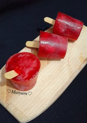 عکسی از دستور اسکمو(بستنی یخی)با طعم زغال اخته