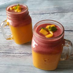 Mango strawberry smoothie A picture of Mango strawberry smoothie.