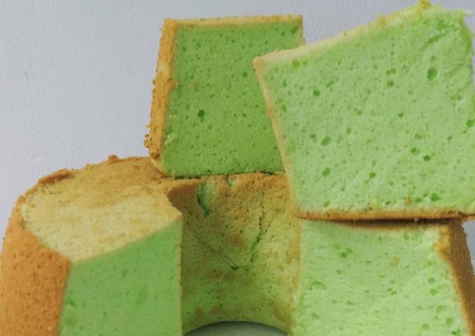 Resep Chiffon Pandan Putih Telurgurihandlembut Oleh Dzakiyyah Asih P