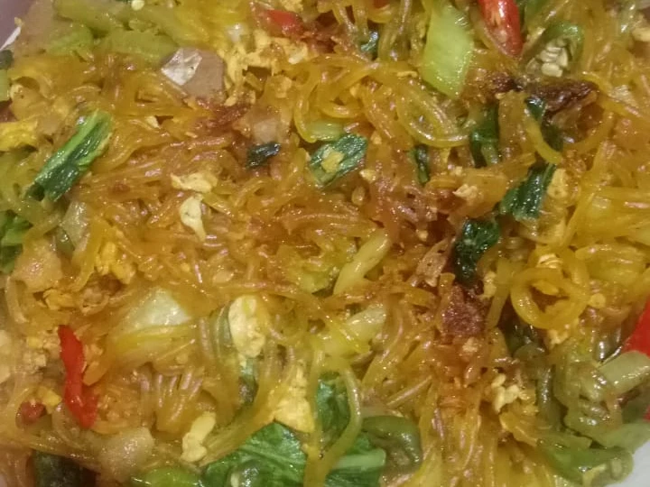 Langkah Gampang Menyiapkan Resep Mie kuning masak tumis pokcoy Anti Ribet, Lezat