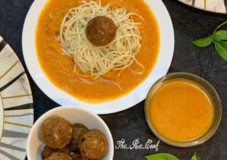 Spaghetti with meat balls (vegan)