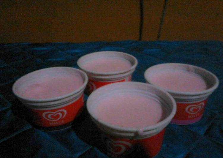 Bahan Es krim strawbery instant super simple by mama ria | Resep Bumbu Es krim strawbery instant super simple by mama ria Yang Lezat Sekali