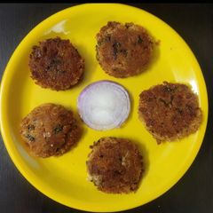 A picture of Upma cutlet.