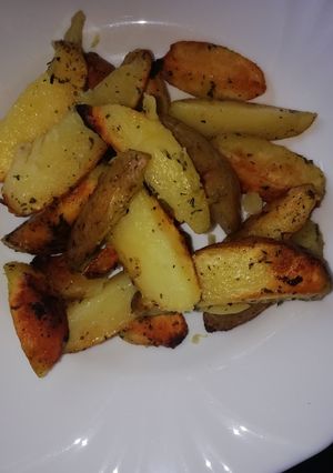 A picture of Pan fried potatoes.