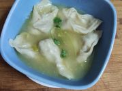 Una foto de masa wantan