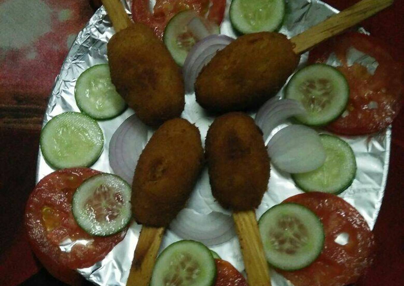 Veg rice lollipops
