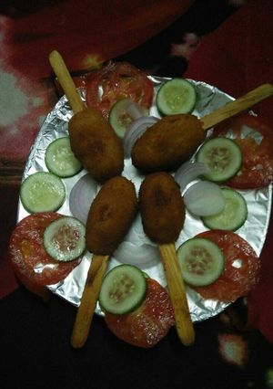A picture of Veg rice lollipops.