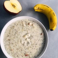 A picture of Fruity Oats porridge 🥣.