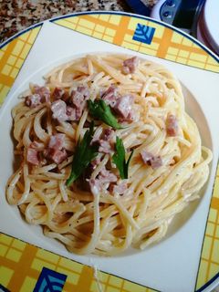 Una foto de Spaguettis con salsa de queso