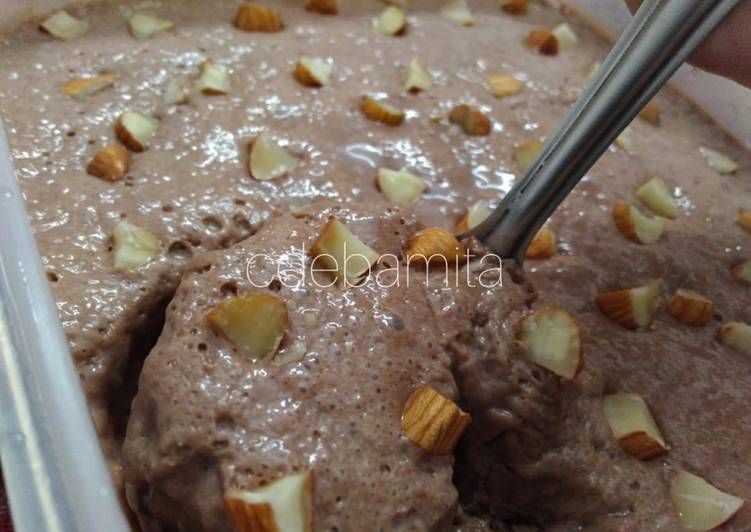Steps to Make Favorite Chocolate and Roasted Almond Ice-cream