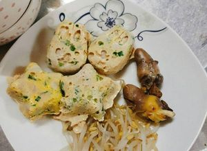 Hình của món Trứng gà hấp thịt băm cho bé.