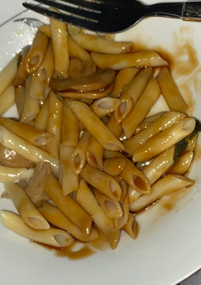 Una foto de Pasta Teriyaki
