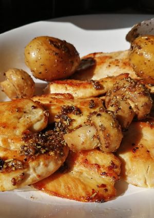 A picture of Lemon Mustard Chicken.