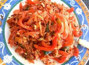 Una foto de Verduras salteadas con noodles de konjac