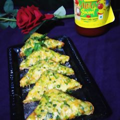 A picture of Chilli Cheese Toast.