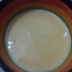 A picture of Custard.