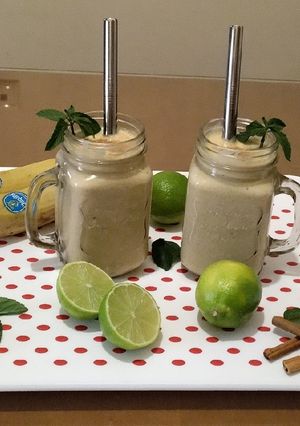 Φωτογραφία της συνταγής Smoothie με κίτρινα φρούτα