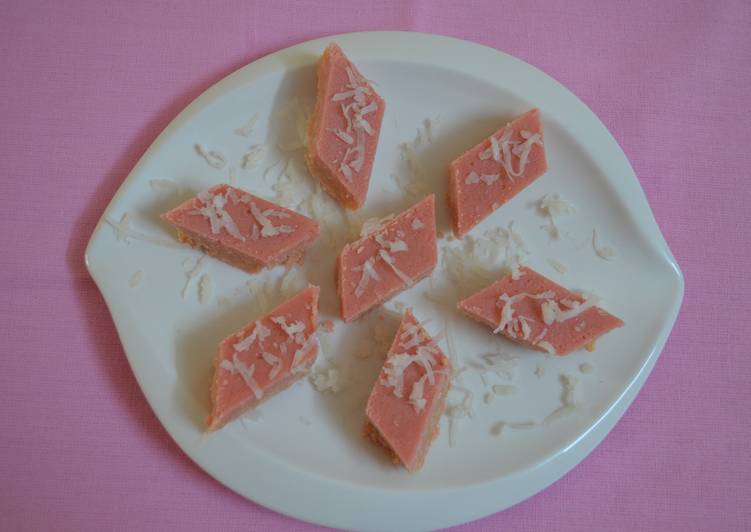Recipe of Ultimate Coconut Burfi Using Mawa