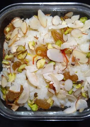 મિકસ ડ્રાયફ્રુટ લચકો ખીર (Mix Dry Fruit Lachako Kheer Recipe In Gujarati) રેસીપી મુખ્ય ફોટો