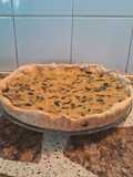 Tarta con cebollas de verdeo