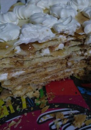 Una foto de Torta rogel simple