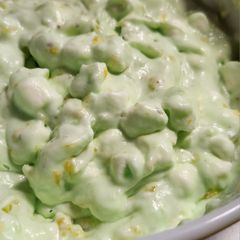 A picture of Watergate Salad.