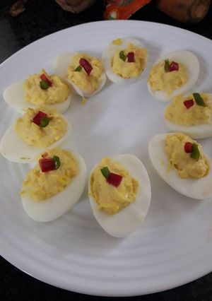 Una foto de Huevos rellenos muy fáciles