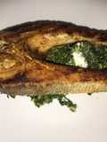 Rueda de róbalo a la plancha con espinacas a la crema