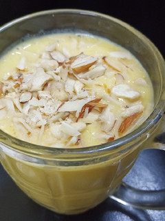 A picture of Mango shake.