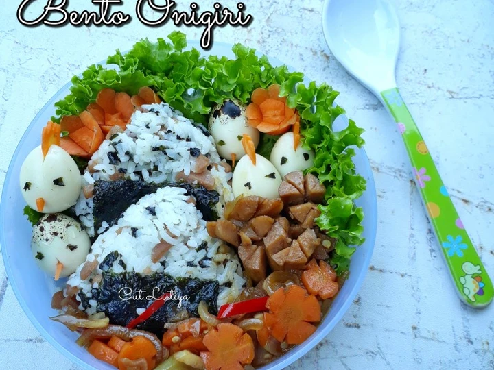 Cara Sederhana Menyiapkan Resep  Bento Onigiri &amp;amp; Sosis Saos Tiram 🍱 yang Bikin Ngiler, Menggugah Selera