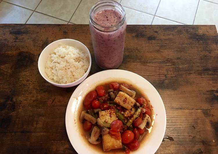 Tofu &amp; tomato for vegan