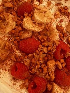 Foto de Iogurte com Fruta e Granola