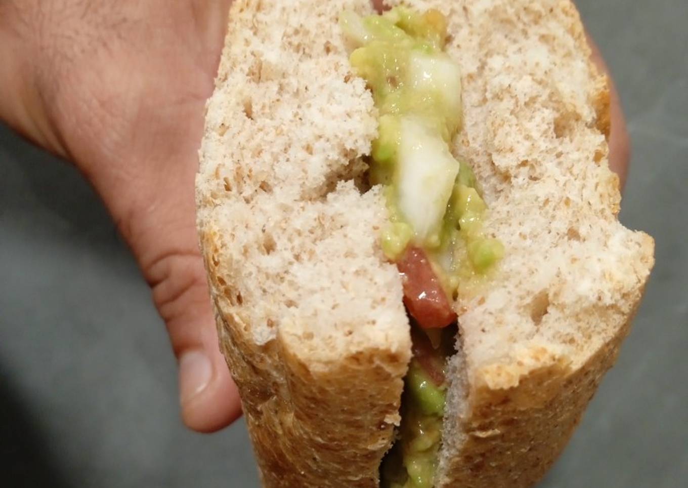 Bocata de aguacate