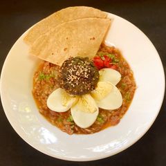 A picture of Egyptian Breakfast - Ful Medames.