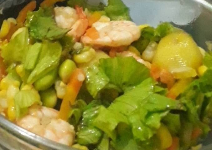 Resep Salad Udang mix sayur yang Lezat Sekali