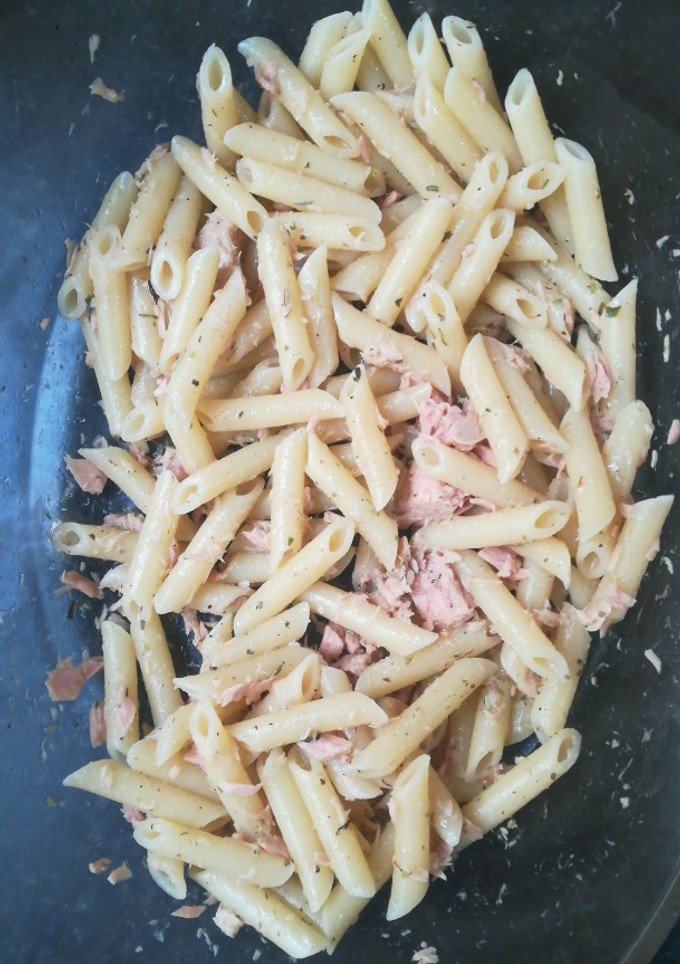 Una foto de Pasta con atún especiada