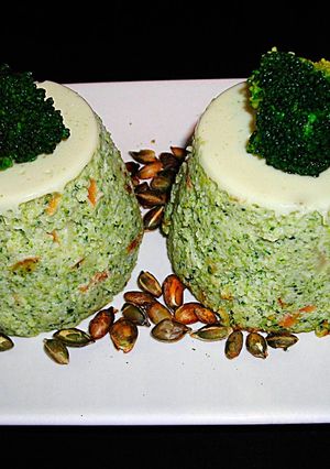 Foto principal de Flanes de brócoli con semillas de calabaza