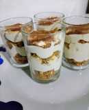 Tiramisú sin azúcar en vaso
