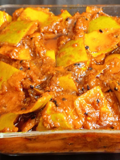 पके आम के छिलके का आचार(pake aam ke chhilke ka achar recipe in hindi) रेसिपी मुख्य फोटो