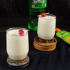 A picture of Hawaiian beach cooler.