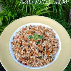 A picture of Nasi Tutug Oncom.