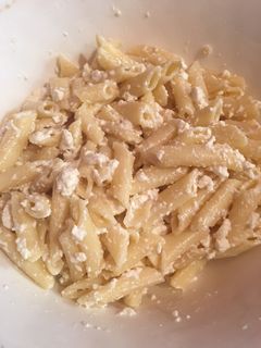 Una foto de Macarrones con queso